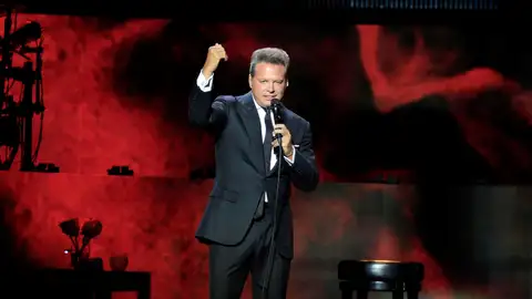El cantante mexicano Luis Miguel El cantante mexicano Luis Miguel