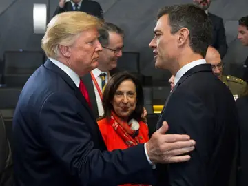 El jefe del Gobierno español, Pedro Sánchez, y el presidente de Estados Unidos, Donald Trump El jefe del Gobierno español, Pedro Sánchez, y el presidente de Estados Unidos, Donald Trump