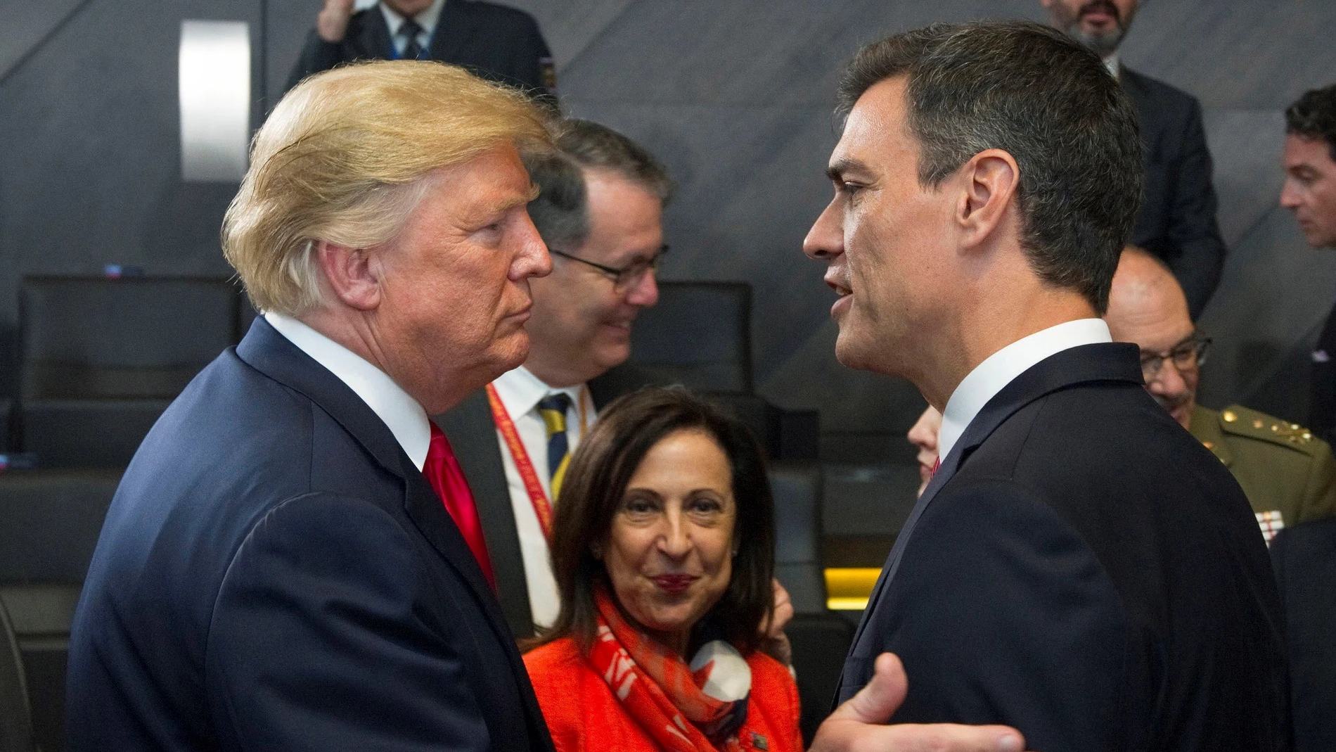 El jefe del Gobierno español, Pedro Sánchez, y el presidente de Estados Unidos, Donald Trump