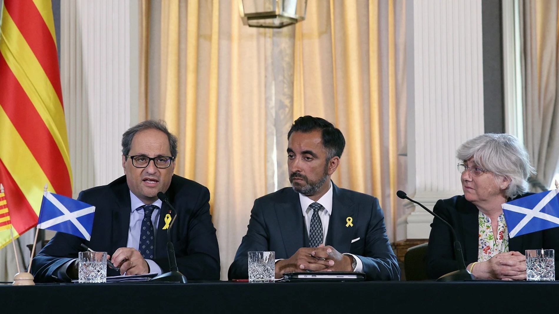 Quim Torra con Clara Ponsatí y Aamer Anwar Quim Torra con Clara Ponsatí y Aamer Anwar