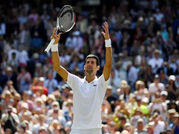 Djokovic celebra su pase a semifinales Djokovic celebra su pase a semifinales