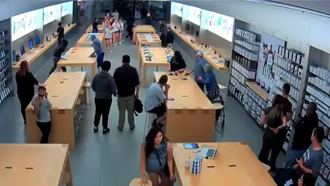 Robo en una tienda de Apple de Nueva York Robo en una tienda de Apple de Nueva York