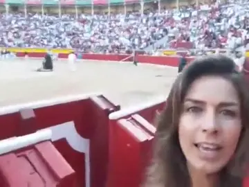 Así se ha vivido el quinto encierro de San Fermín 2018 desde dentro de la plaza de toros Así se ha vivido el quinto encierro de San Fermín 2018 desde dentro de la plaza de toros