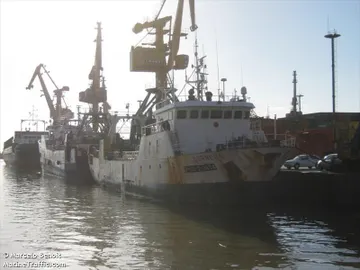 Naufragio de un pesquero español en Argentina Naufragio de un pesquero español en Argentina