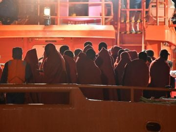 Inmigrantes rescatados en el Mar de Alborán