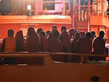 Inmigrantes rescatados en el Mar de Alborán Inmigrantes rescatados en el Mar de Alborán