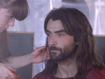 El gran cambio de Aitor Luna para dar vida a Arnau Estanyol El gran cambio de Aitor Luna para dar vida a Arnau Estanyol