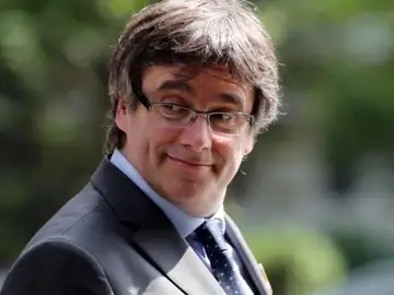 Noticias 1 Antena 3 (12-07-18) Alemania decide extraditar a Puigdemont solo por un presunto delito de malversación Noticias 1 Antena 3 (12-07-18) Alemania decide extraditar a Puigdemont solo por un presunto delito de malversación