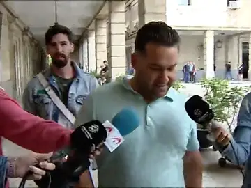 El Prenda: "Me ha durado menos el club de fans que Pablo Iglesias en un barrio obrero" El Prenda: "Me ha durado menos el club de fans que Pablo Iglesias en un barrio obrero"