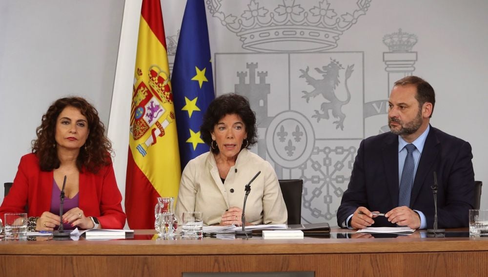María Jesús Montero, Isabel Celaá y José Luis Ábalos