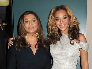 Beyoncé y Tina Knowles Beyoncé y Tina Knowles