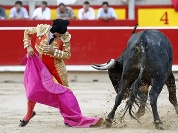 Rubén Pinar, en su faena en los Sanfermines Rubén Pinar, en su faena en los Sanfermines