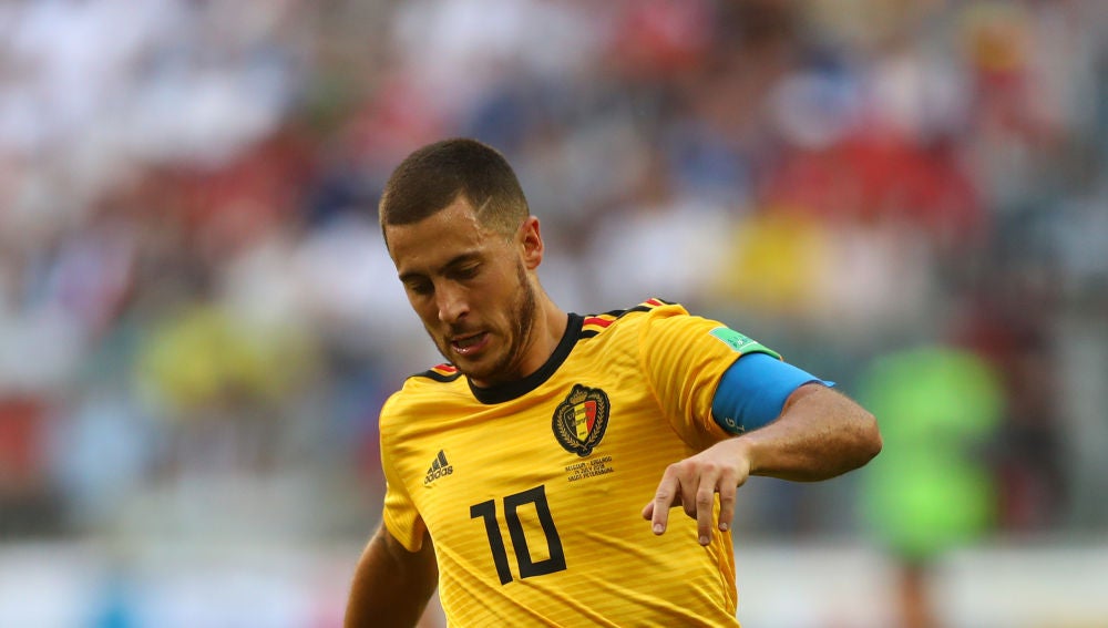 Hazard jugando con la selección belga