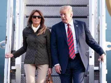 Donald y Melania Trump llegan a Escocia