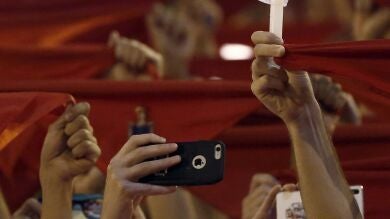 Miles de personas despiden las fiestas de San Fermín