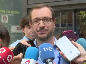Maroto: "La URJC no encuentra los trabajos de ningún alumno de esa época porque los tienen cuando pasan 5 o 6 años" Maroto: "La URJC no encuentra los trabajos de ningún alumno de esa época porque los tienen cuando pasan 5 o 6 años"