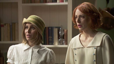 Adela, preocupada por Leticia al no aparecer en la estación
