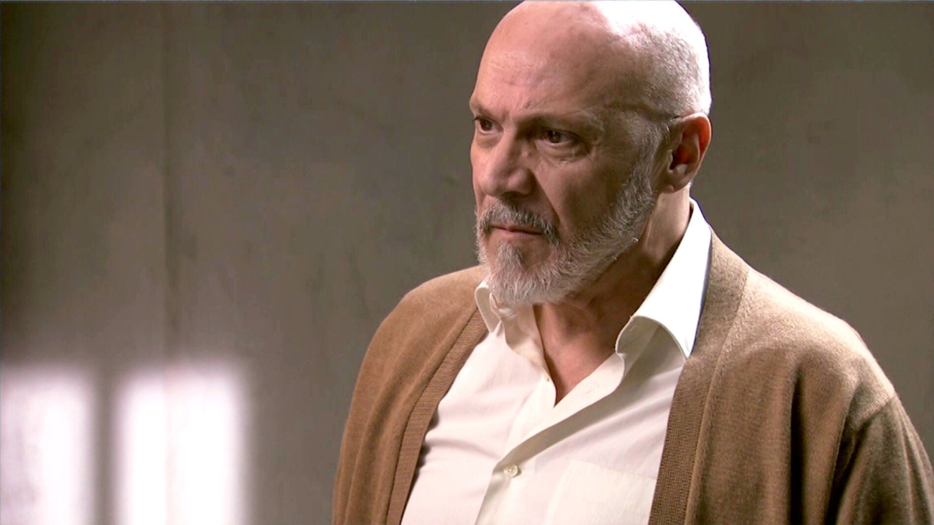 Rodrigo recibe el rechazo de Bel&eacute;n en la c&aacute;rcel 