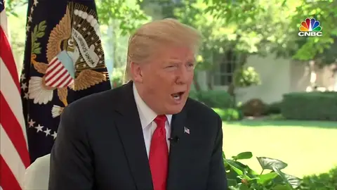 Donald Trump quiso comprar el silencio de una ex-modelo de Playboy con la que habría tenido una relación extramatrimonial Donald Trump quiso comprar el silencio de una ex-modelo de Playboy con la que habría tenido una relación extramatrimonial
