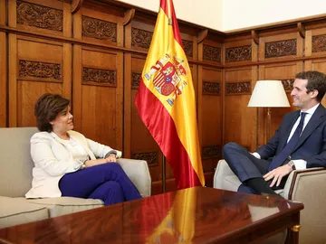 Reunión de Soraya Sáenz de Santamaría y Pablo Casado Reunión de Soraya Sáenz de Santamaría y Pablo Casado