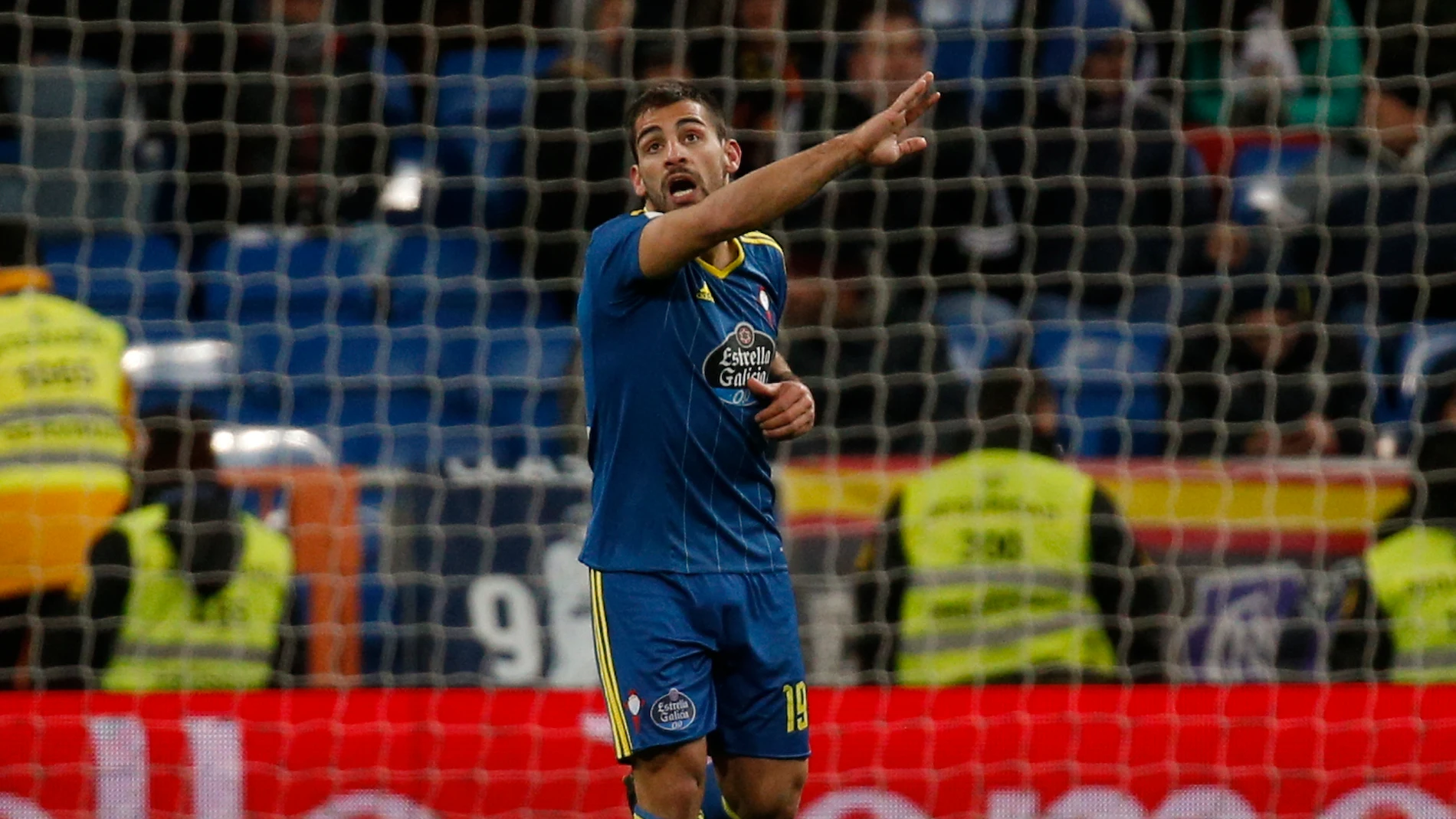 Jonny Castro durante un partido con el Celta Jonny Castro durante un partido con el Celta