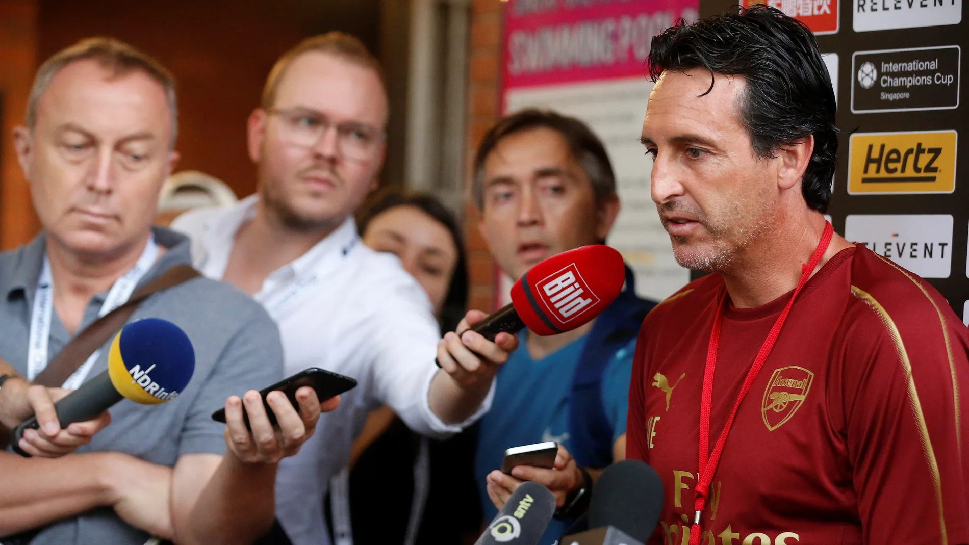 Unai Emery en rueda de prensa Unai Emery en rueda de prensa