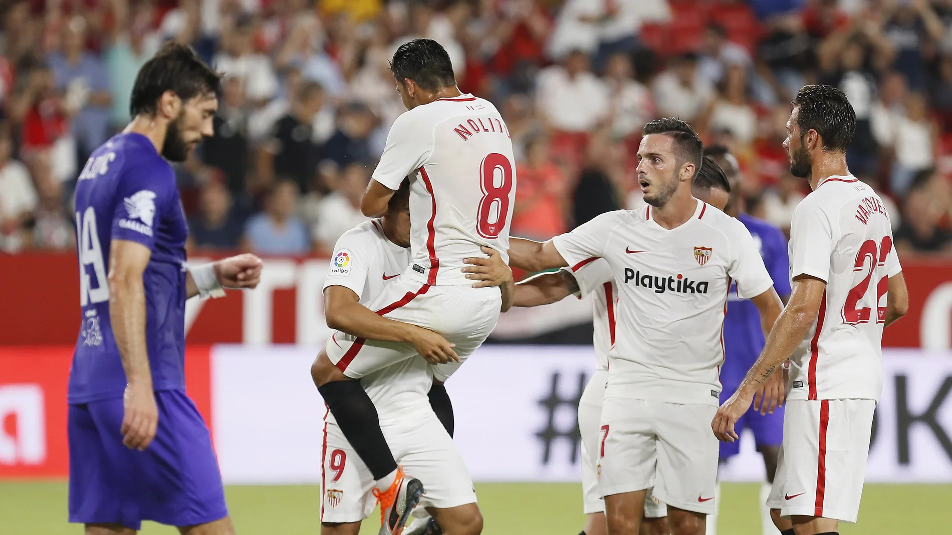 Los jugadores del Sevilla celebran un gol Los jugadores del Sevilla celebran un gol