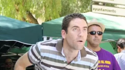 Teodoro García fue campeón mundial de lanzamiento de aceituna Teodoro García fue campeón mundial de lanzamiento de aceituna