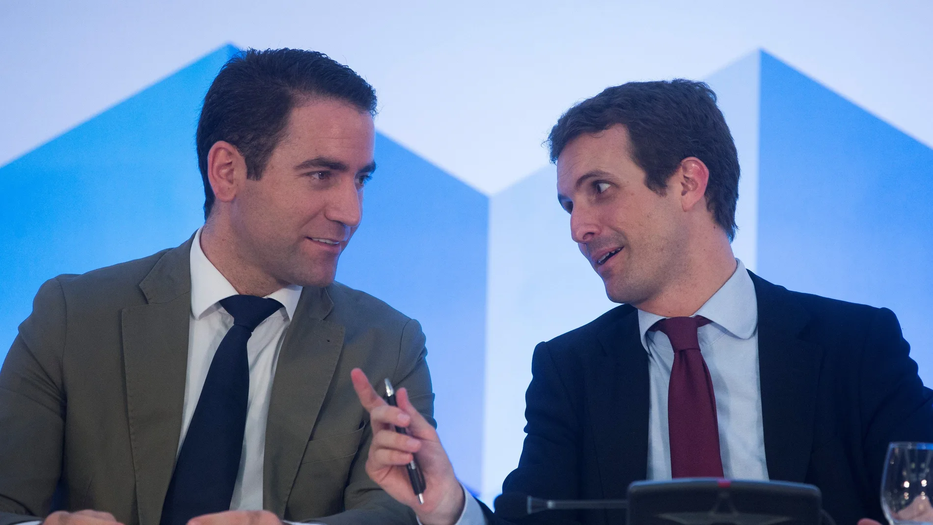 Teodoro García Egea junto a Pablo Casado Teodoro García Egea junto a Pablo Casado