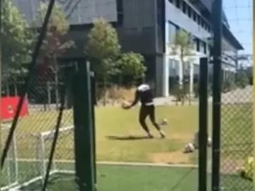 Balotelli reta a Marcelo Balotelli reta a Marcelo