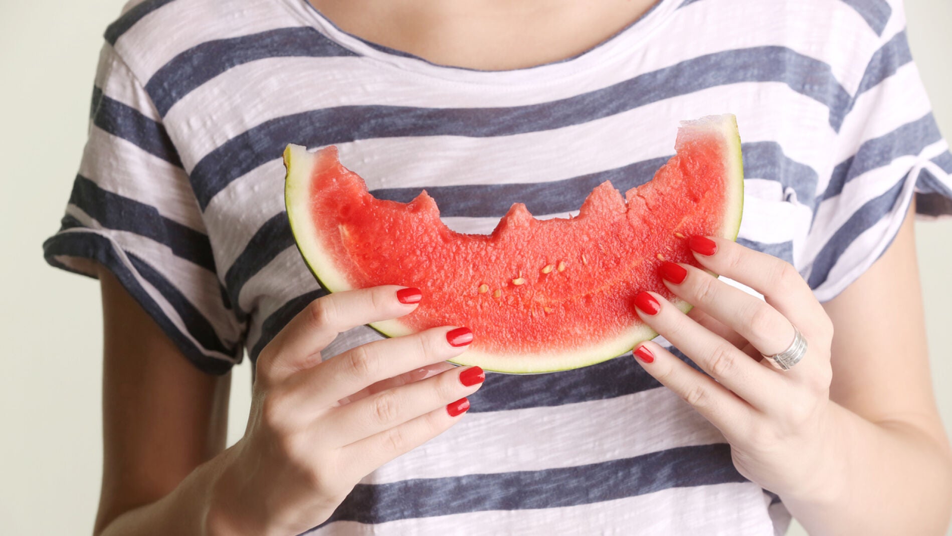 Esto es lo que haces mal después de comer