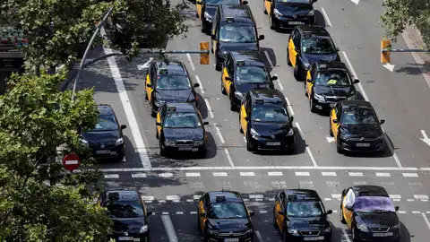 Taxis parados en Barcelona Taxis parados en Barcelona