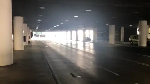 Los taxistas pasan sin incidentes la segunda noche consecutiva en el centro de Barcelona Los taxistas pasan sin incidentes la segunda noche consecutiva en el centro de Barcelona