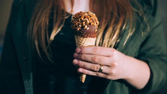 Comer helados tiene un efecto secundario que no mola. ¿Lo sabías?