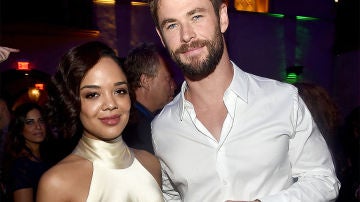 Chris Hemsworth y Tessa Thompson