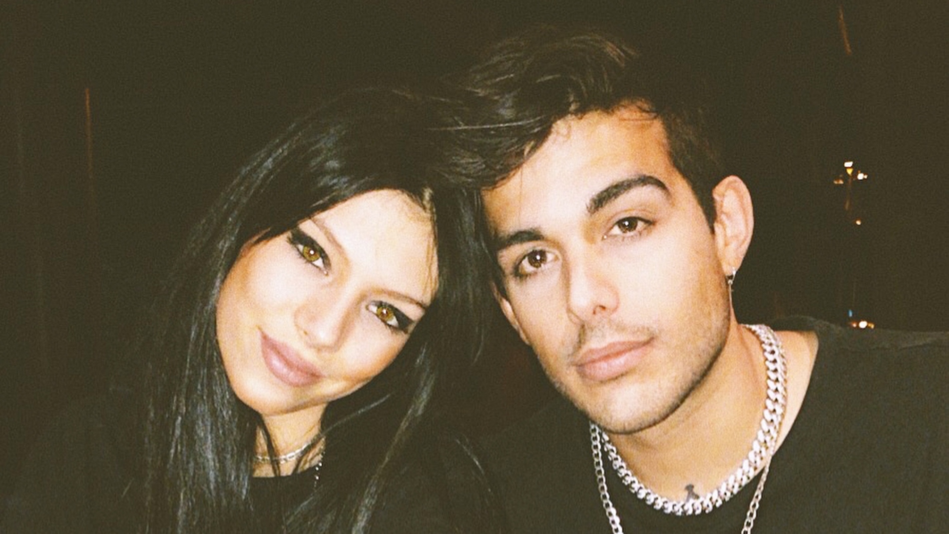 Alejandra Rubio junto a su novio