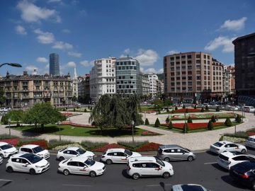 Taxis se unen a la huelga en Bilbao