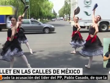 El ballet clásico entretiene a los conductores durante el tráfico en Ciudad de México 