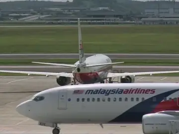 Malasia no descartaba la participación de terceros en la desaparición del Boeing MH370 de Malaysia Airlines Malasia no descartaba la participación de terceros en la desaparición del Boeing MH370 de Malaysia Airlines