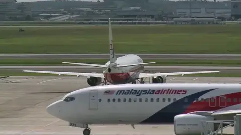 Malasia no descartaba la participación de terceros en la desaparición del Boeing MH370 de Malaysia Airlines Malasia no descarta la participación de terceros en la desaparición del Boeing MH370 de Malaysia Airlines