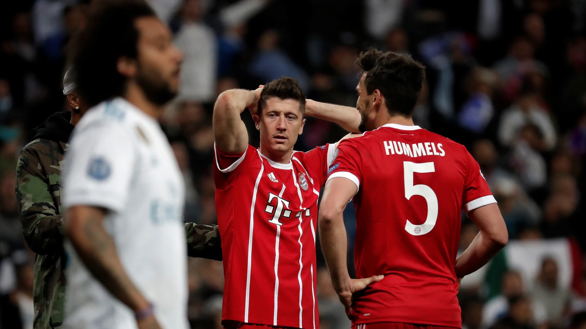Lewandowski en un partido contra el Real Madrid Lewandowski en un partido contra el Real Madrid