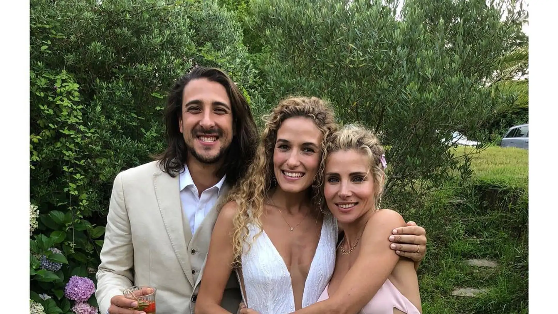 Elsa Pataky junto a los recién casados
