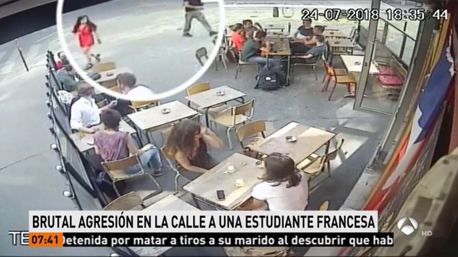 Brutal agresión en plena calle a una estudiante francesa que se defendía de un acosador