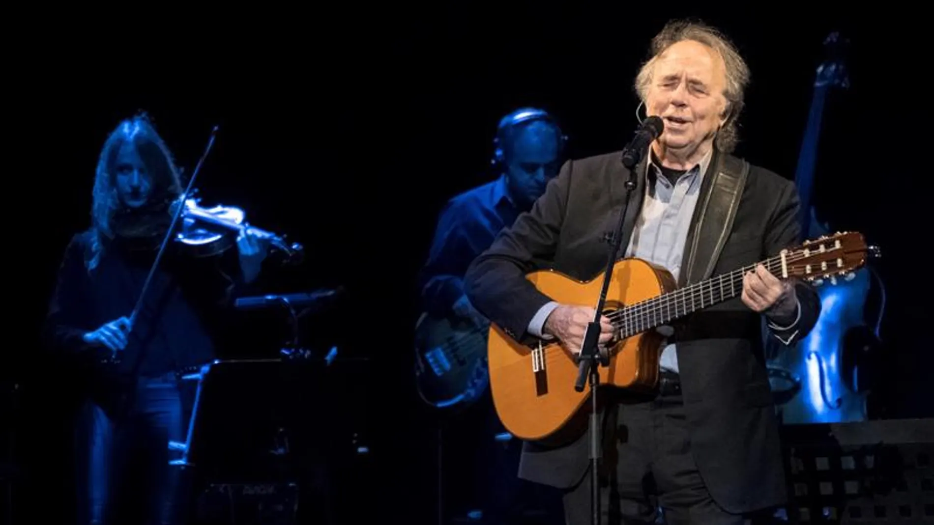 El cantautor Joan Manuel Serrat El cantautor Joan Manuel Serrat