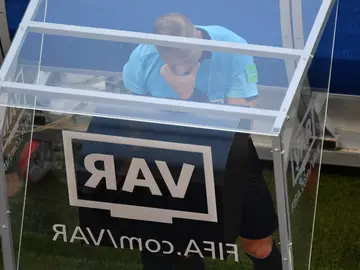 VAR VAR