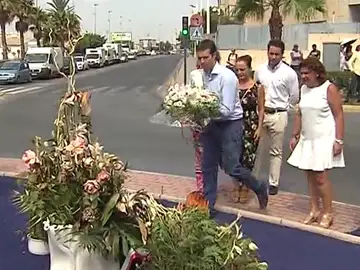 Pablo Casado recuerda a la niña Silvia Martínez, asesinada por ETA, en Santa Pola Pablo Casado recuerda a la niña Silvia Martínez, asesinada por ETA, en Santa Pola