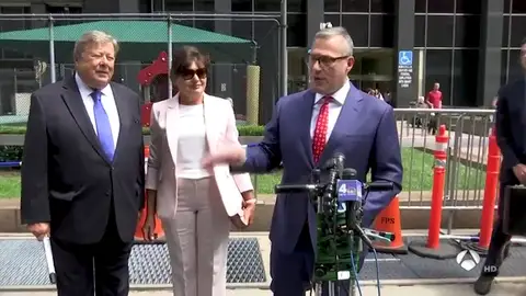 Los padres de Melania Trump se benefician de la reagrupación familiar contra la que se ha posicionado su yerno Los padres de Melania Trump se benefician de la reagrupación familiar contra la que se ha posicionado su yerno