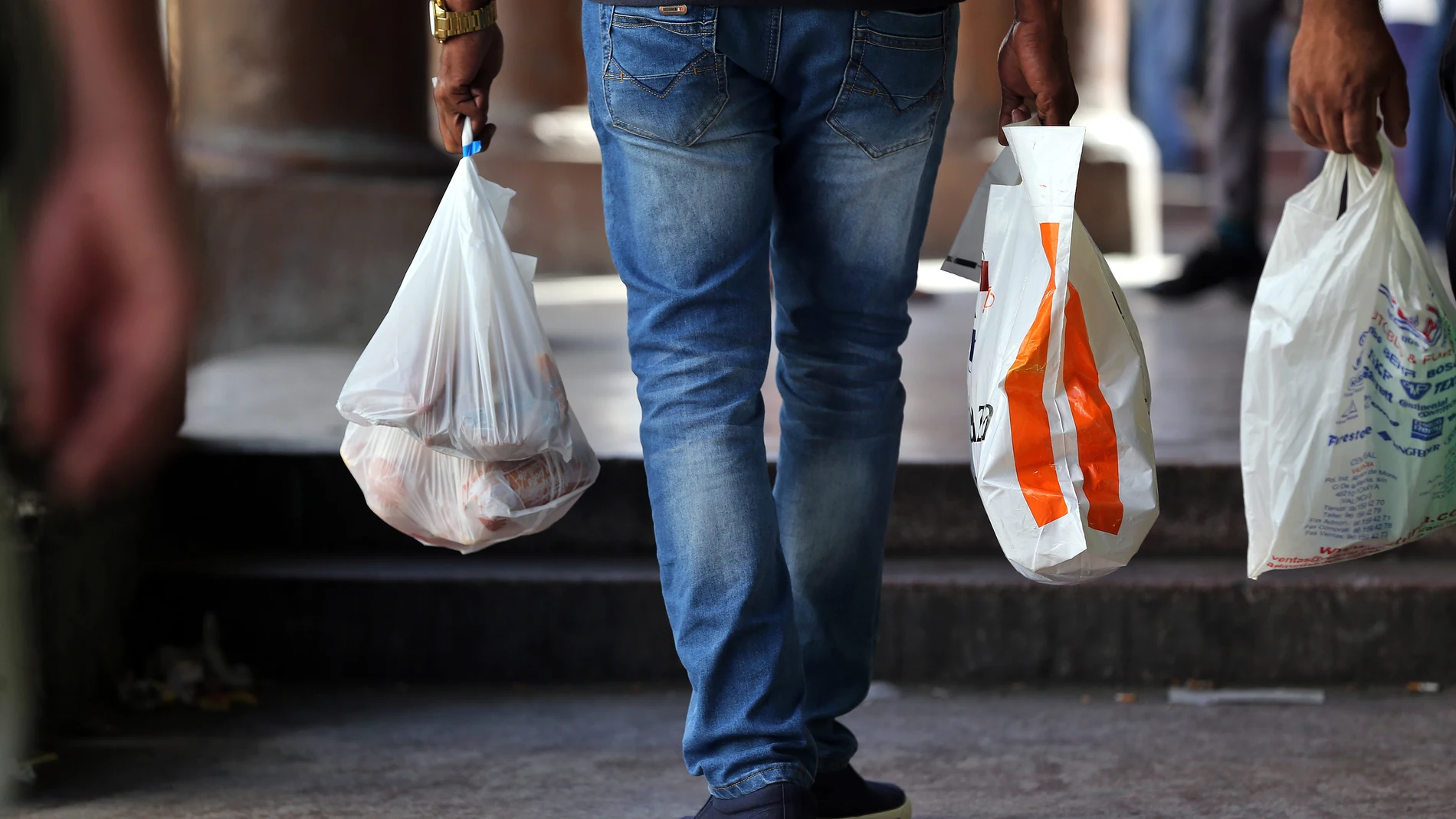 Las bolsas de plástico se eliminarán gradualmente en Nueva Zelanda Las bolsas de plástico se eliminarán gradualmente en Nueva Zelanda