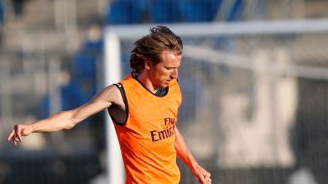 Luka Modric entrenando con el Madrid