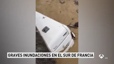 Las fuertes inundaciones del sur de Francia arrastran caravanas y vehículos y obligan a desalojar a 1.600 personas Las fuertes inundaciones del sur de Francia arrastran caravanas y vehículos y obligan a desalojar a 1.600 personas